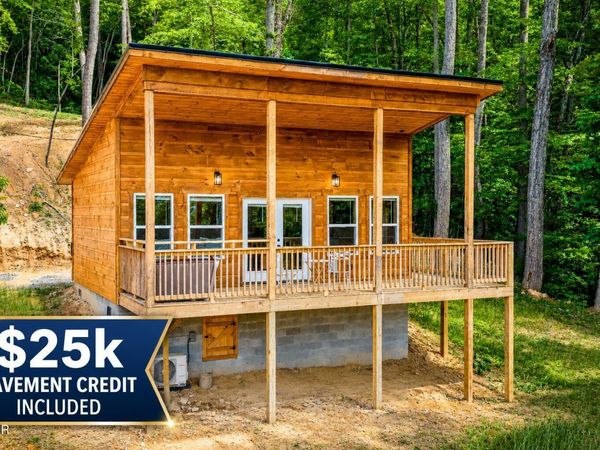 2122 Bluff Mtn Road, Sevierville, TN 37876