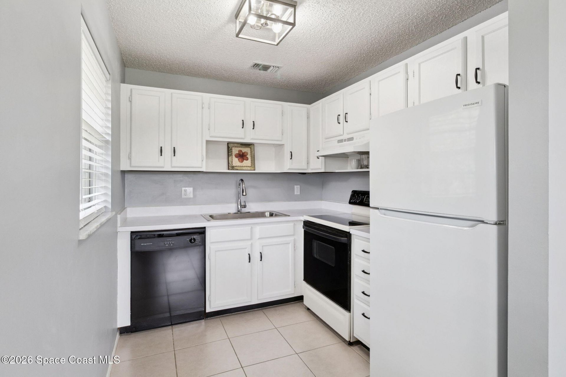105 Spring Lake Court , Unit 203, Vero Beach, FL 32962 Photo