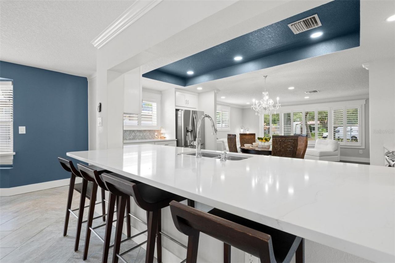 427 Villagrande Avenue S, Saint Petersburg, FL 33707 Photo