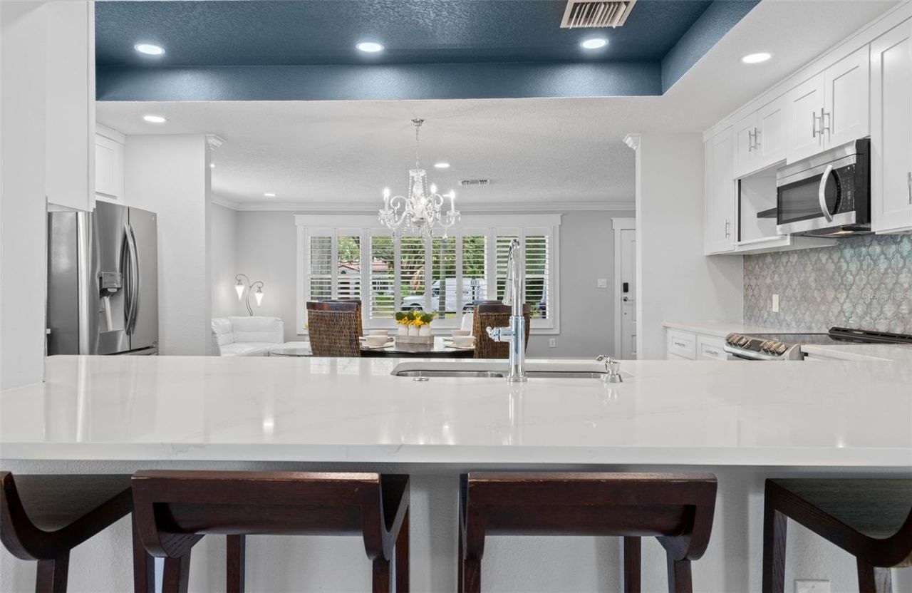 427 Villagrande Avenue S, Saint Petersburg, FL 33707 Photo