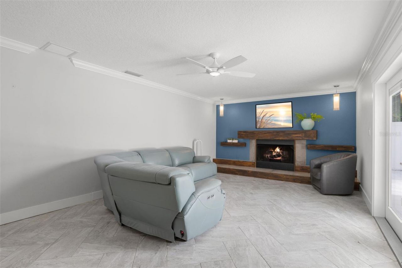 427 Villagrande Avenue S, Saint Petersburg, FL 33707 Photo