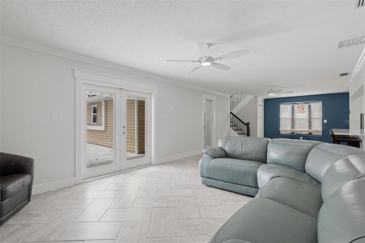 427 Villagrande Avenue S, Saint Petersburg, FL 33707 Photo