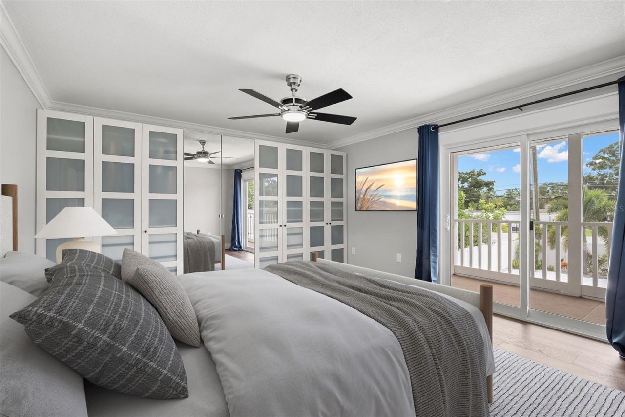 427 Villagrande Avenue S, Saint Petersburg, FL 33707 Photo