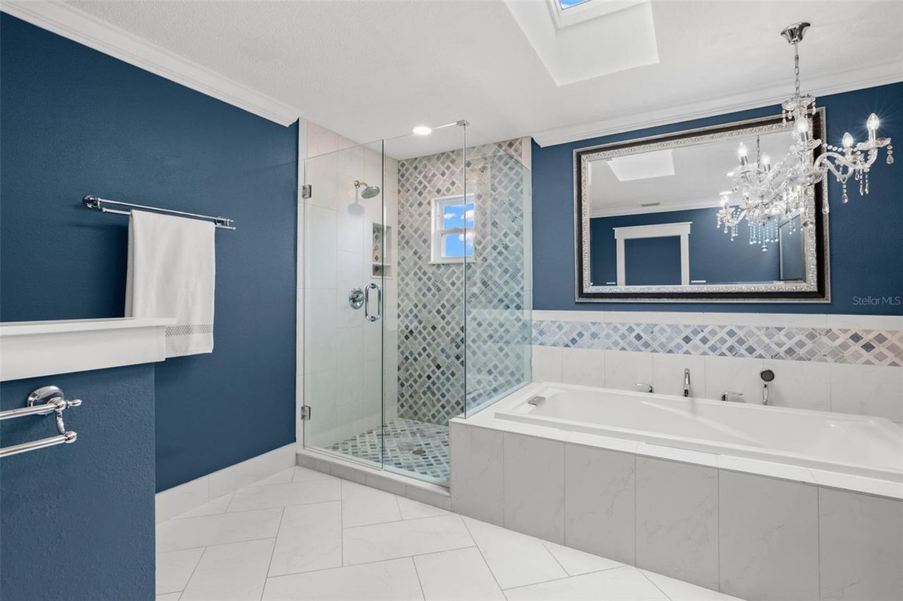 427 Villagrande Avenue S, Saint Petersburg, FL 33707 Photo