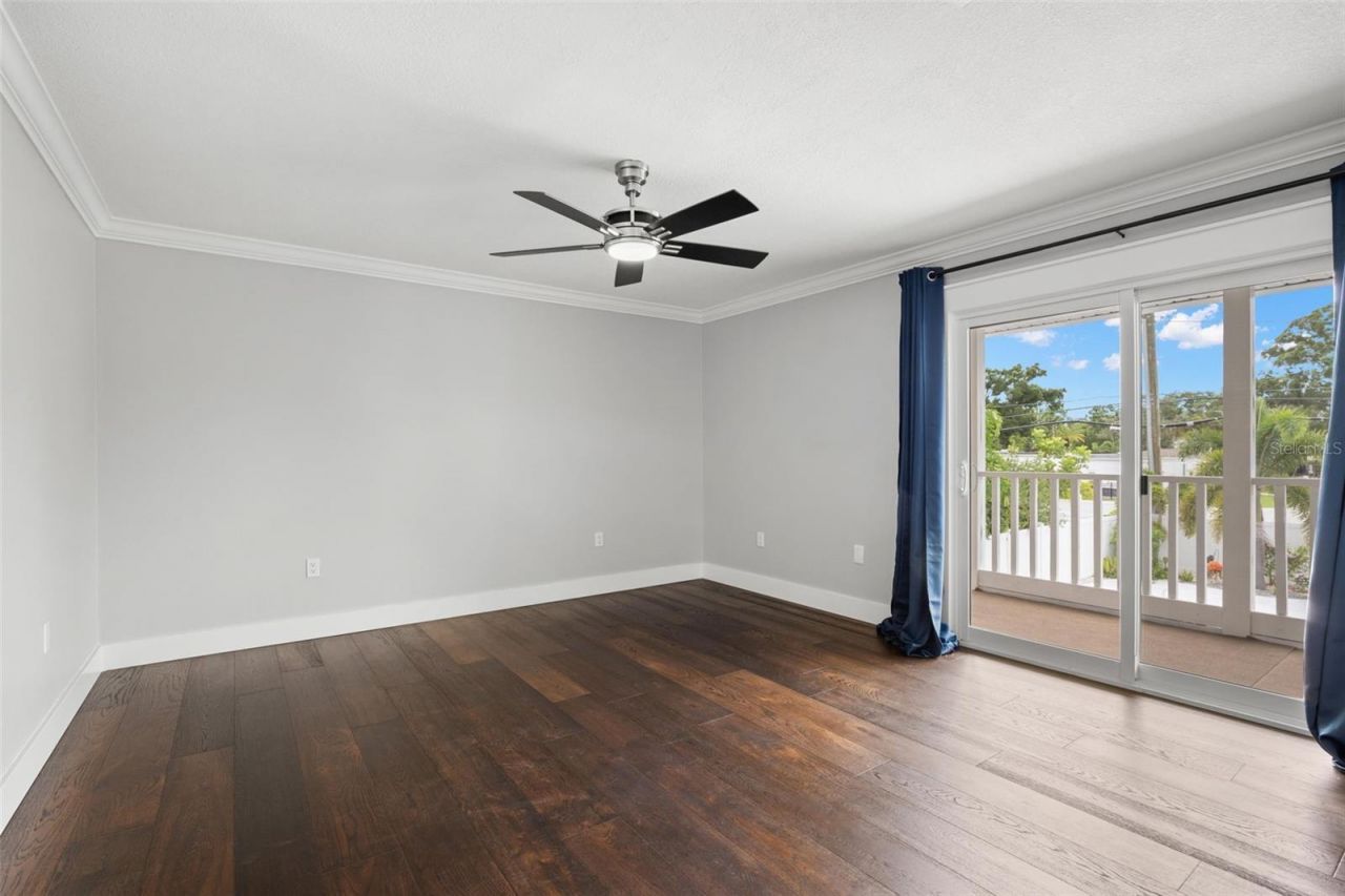 427 Villagrande Avenue S, Saint Petersburg, FL 33707 Photo