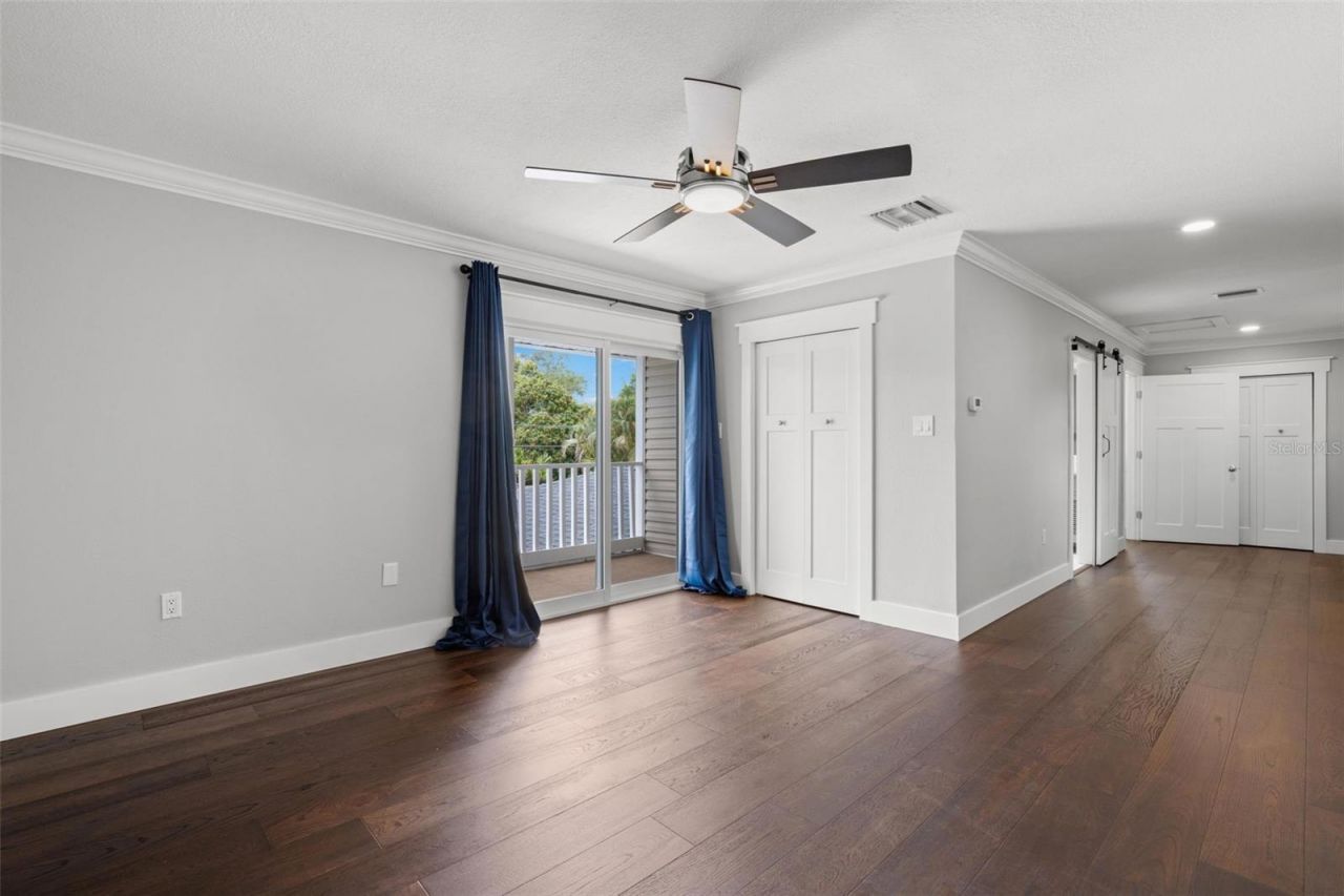 427 Villagrande Avenue S, Saint Petersburg, FL 33707 Photo
