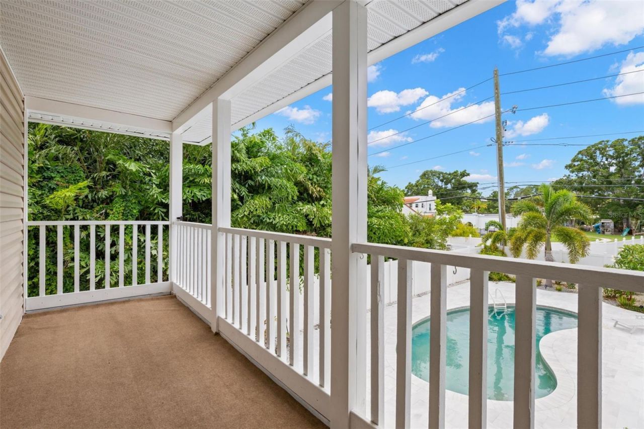 427 Villagrande Avenue S, Saint Petersburg, FL 33707 Photo