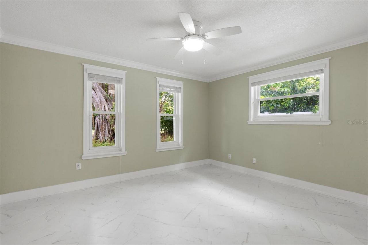 427 Villagrande Avenue S, Saint Petersburg, FL 33707 Photo