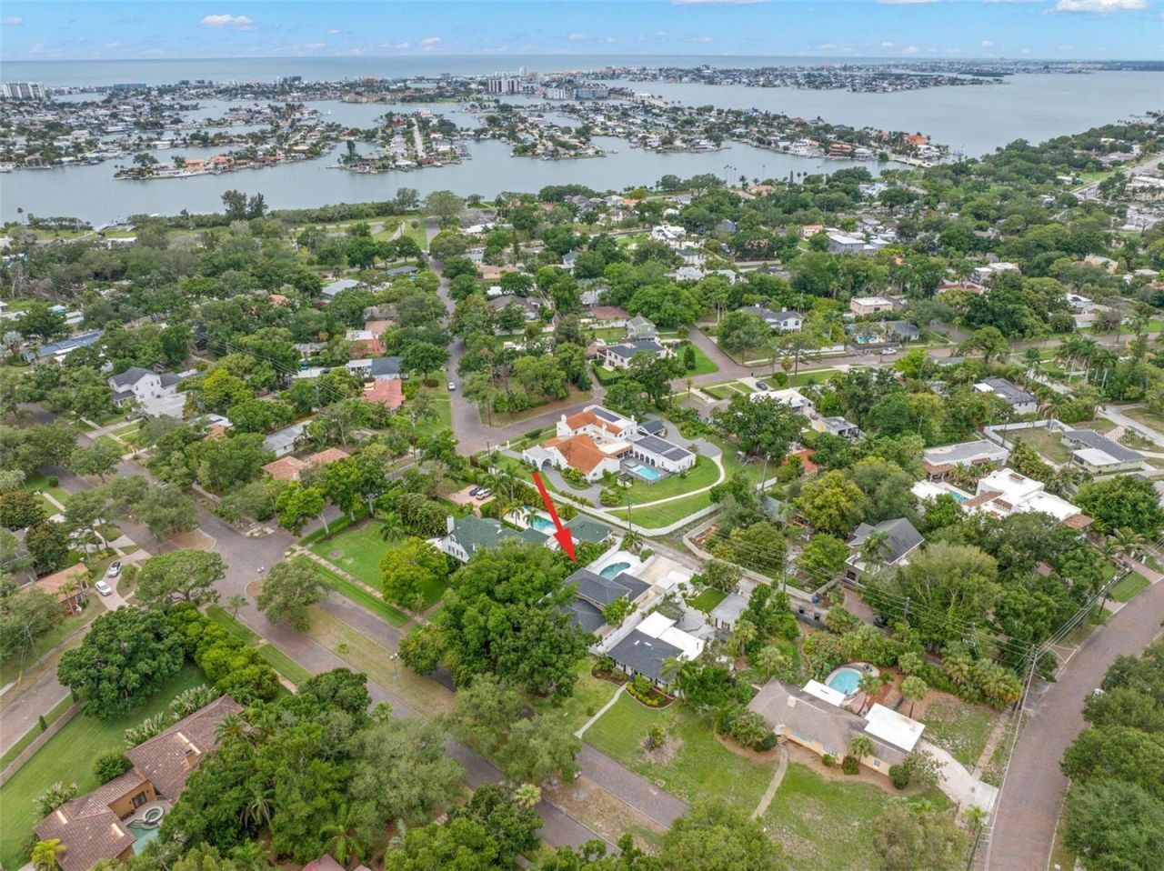 427 Villagrande Avenue S, Saint Petersburg, FL 33707 Photo