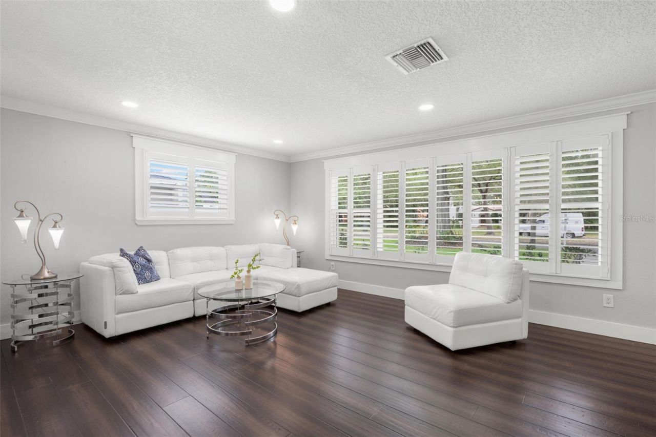 427 Villagrande Avenue S, Saint Petersburg, FL 33707 Photo