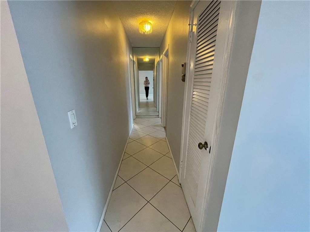 2180 NE 67th Street, Unit 730, Fort Lauderdale, FL 33308 Photo