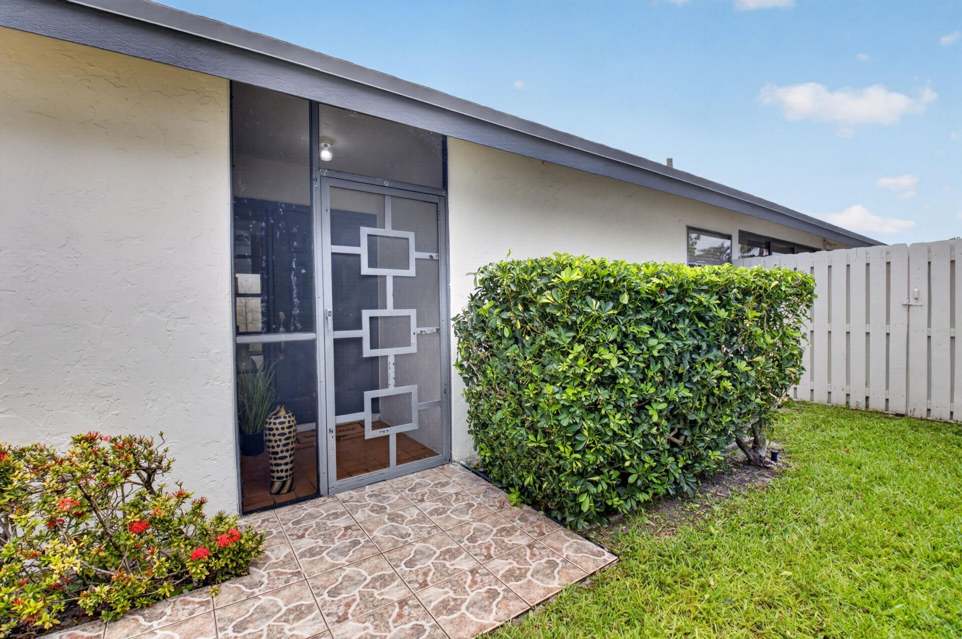 1315 NW 25th Lane, Delray Beach, FL 33445 Photo
