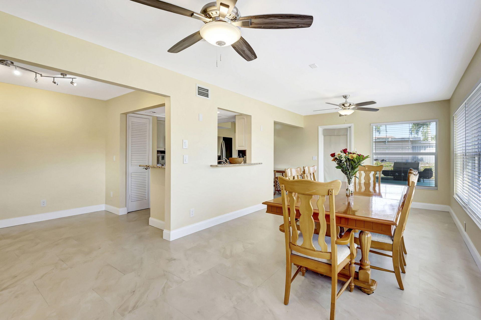 683 SE Harborview Drive, Port Saint Lucie, FL 34983 Photo