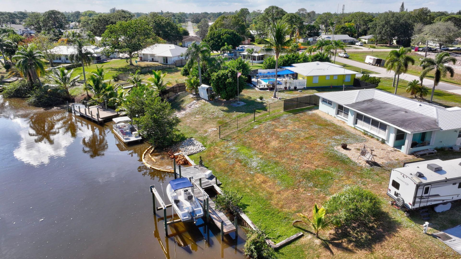 683 SE Harborview Drive, Port Saint Lucie, FL 34983 Photo