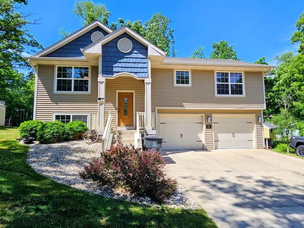 W3828 Cypress DRIVE, Lake Geneva, WI 53147