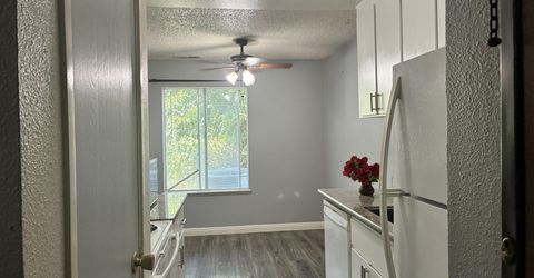1537 Delucchi Lane, Unit E, Reno, NV 89502 Photo