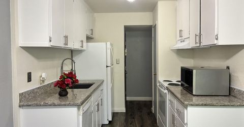1537 Delucchi Lane, Unit E, Reno, NV 89502 Photo