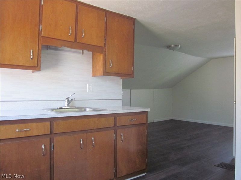 12503 Lena Avenue, Cleveland, OH 44135 Photo 36