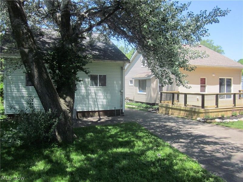 12503 Lena Avenue, Cleveland, OH 44135 Photo 6