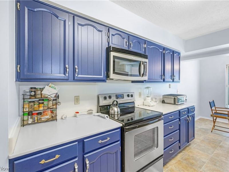 186 Court Drive , Unit 105, Fairlawn, OH 44333 Photo 31