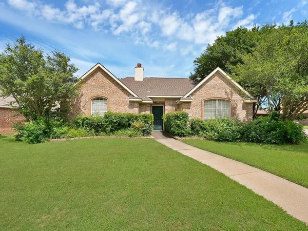 6608 Macintosh Drive , Plano, TX 75023
