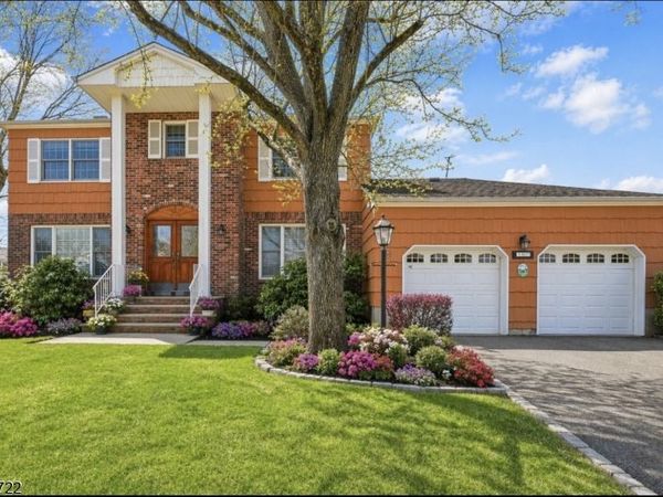 167 Newbrook Ln, Springfield, NJ 07081