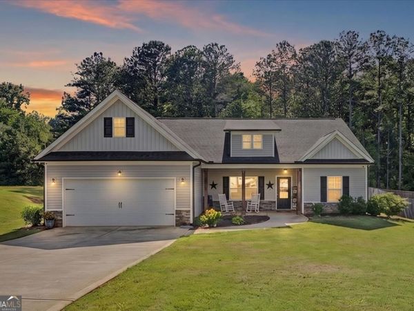 119 Holly Farms Court, Rockmart, GA 30153