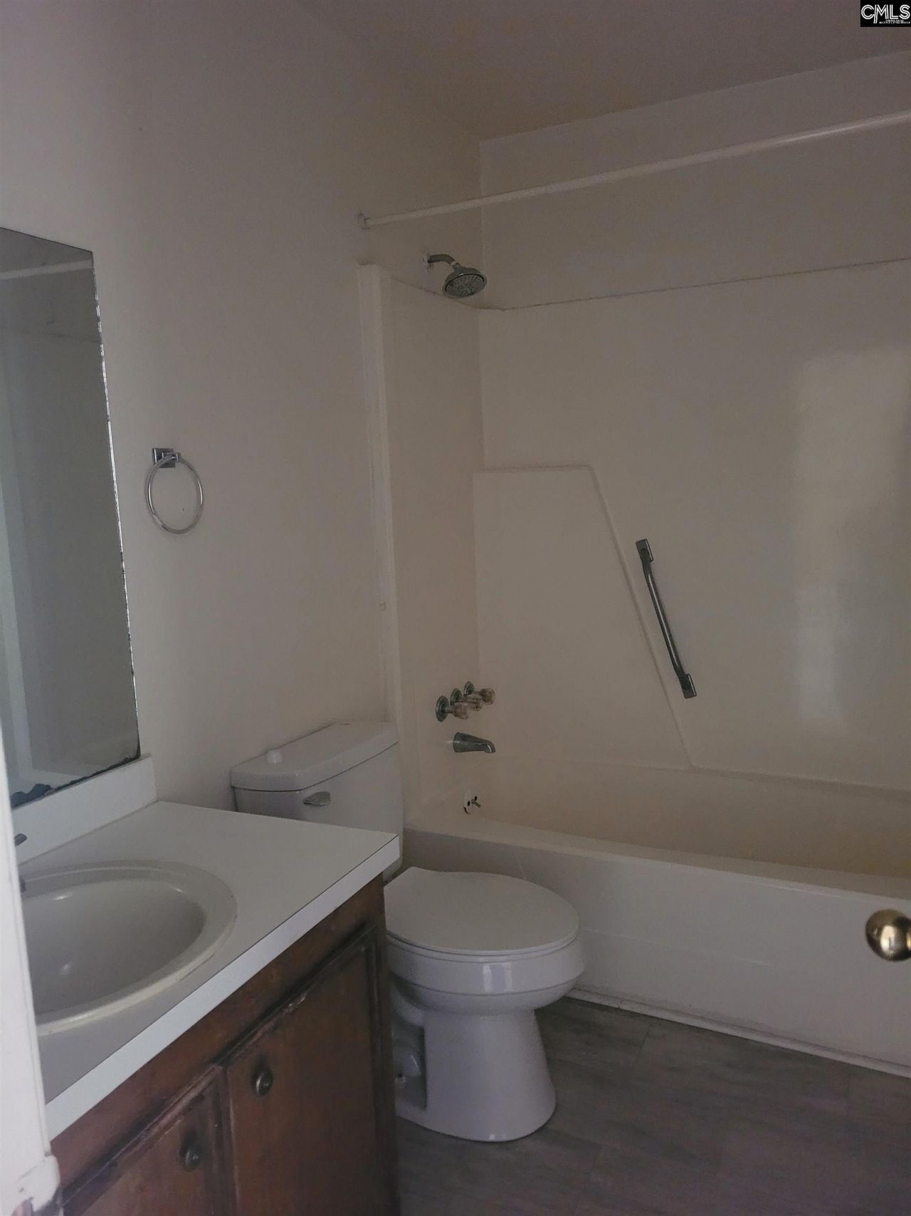 120-122 Country Towns Drive  Photo 12