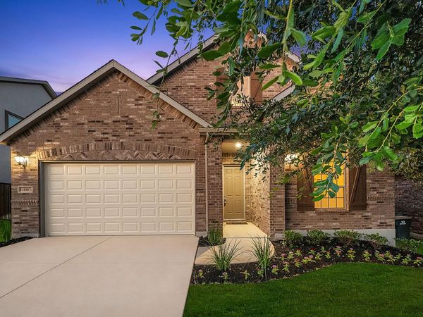136 Tailwind DR, Kyle, TX 78640