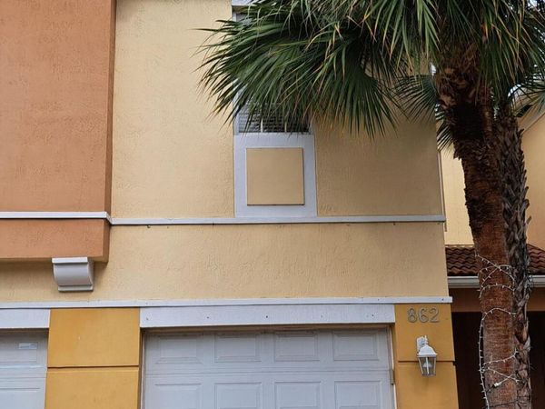 862 Pipers Cay Drive, West Palm Beach, FL 33415