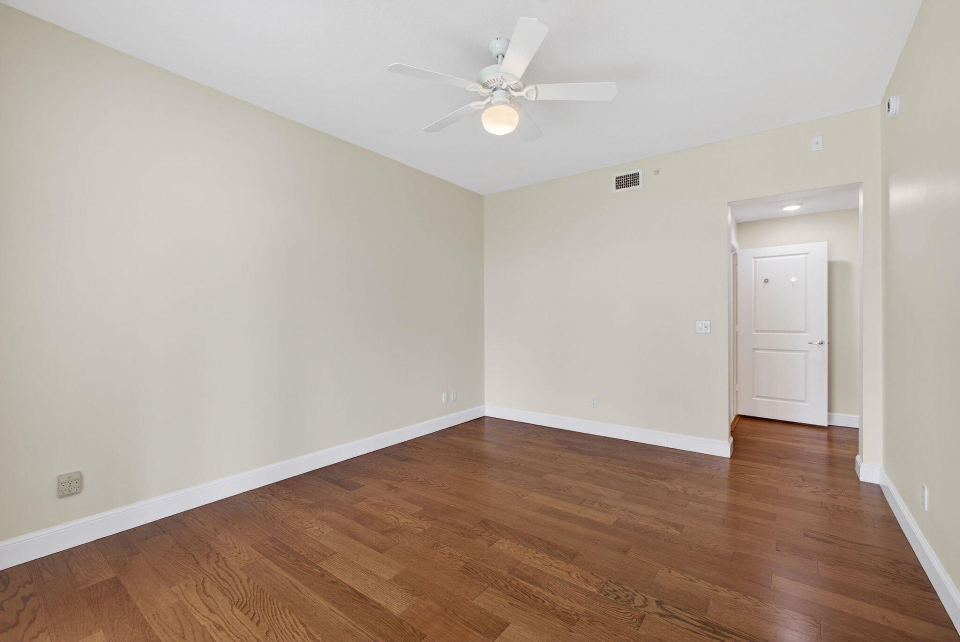 712 Bay Colony Drive S, Juno Beach, FL 33408 Photo