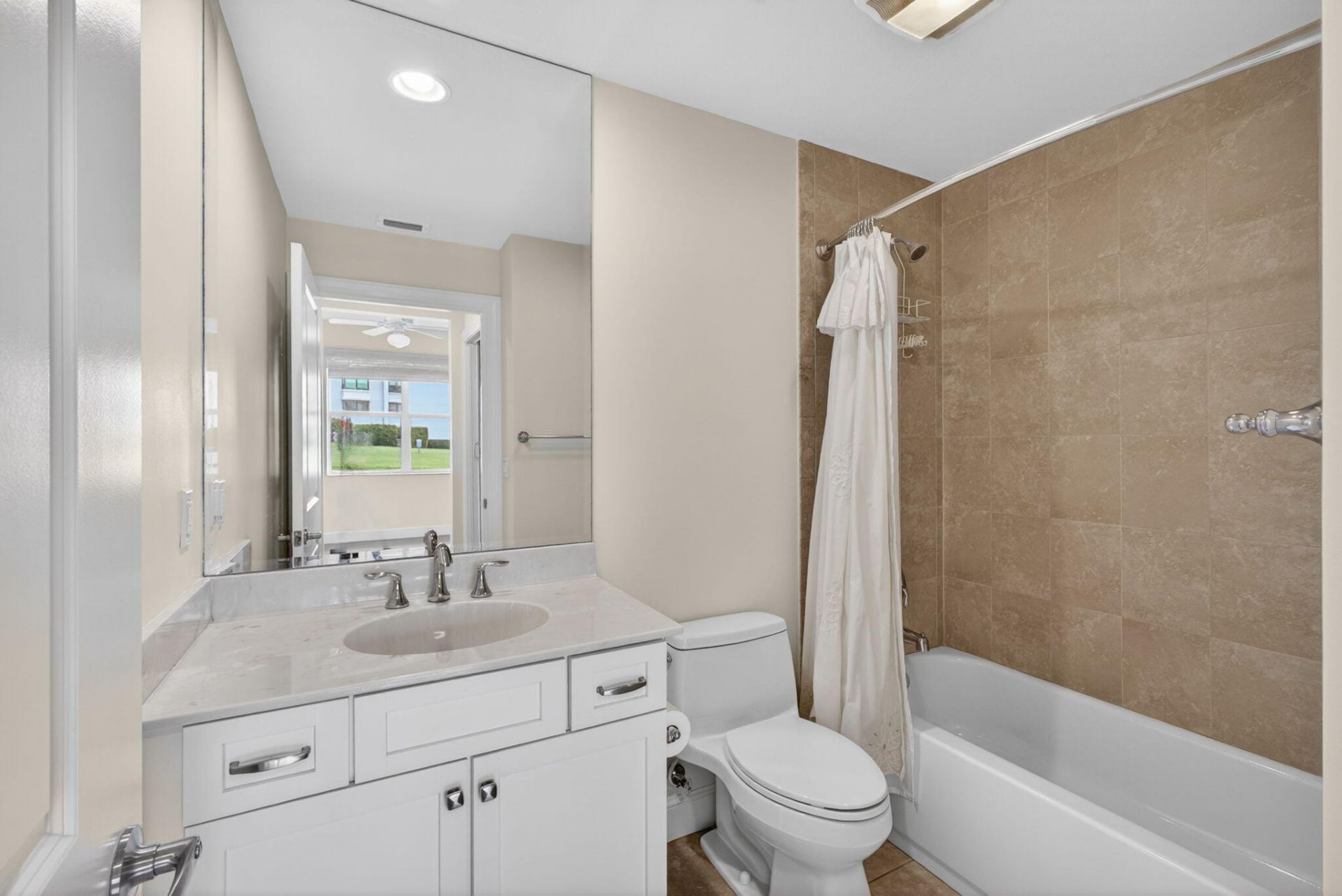 712 Bay Colony Drive S, Juno Beach, FL 33408 Photo