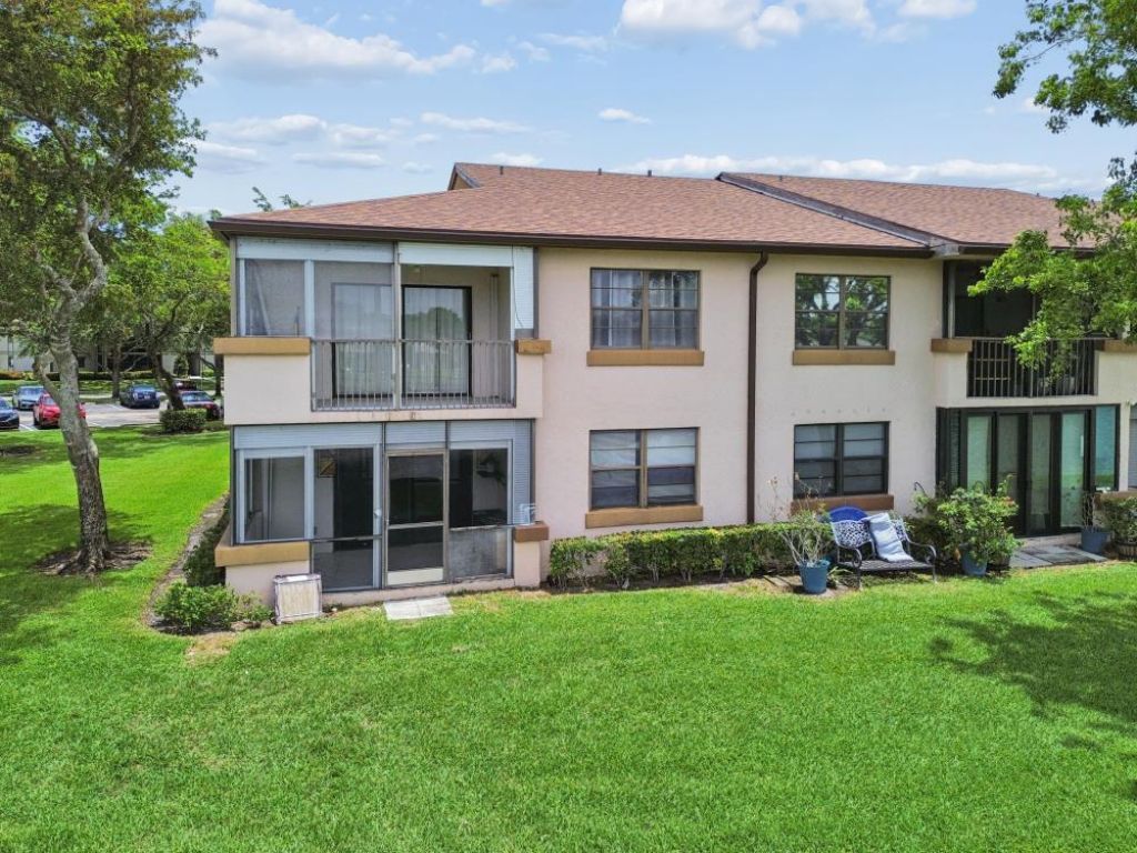 9740 W Mcnab Road, Unit 111, Tamarac, FL 33321 Photo