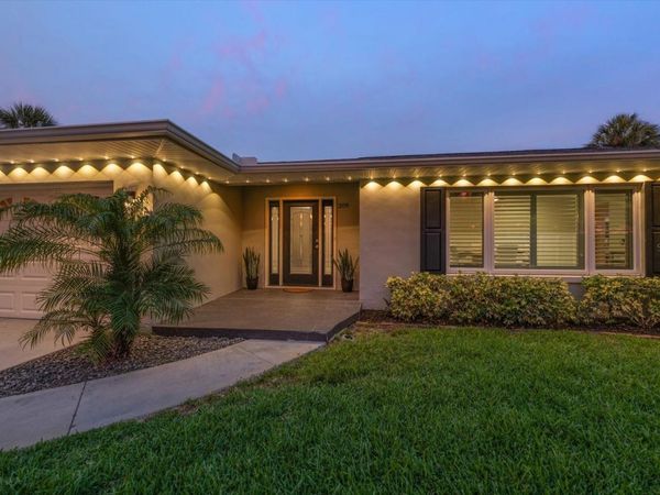 209 LIVE OAK LANE , LARGO, FL 33770
