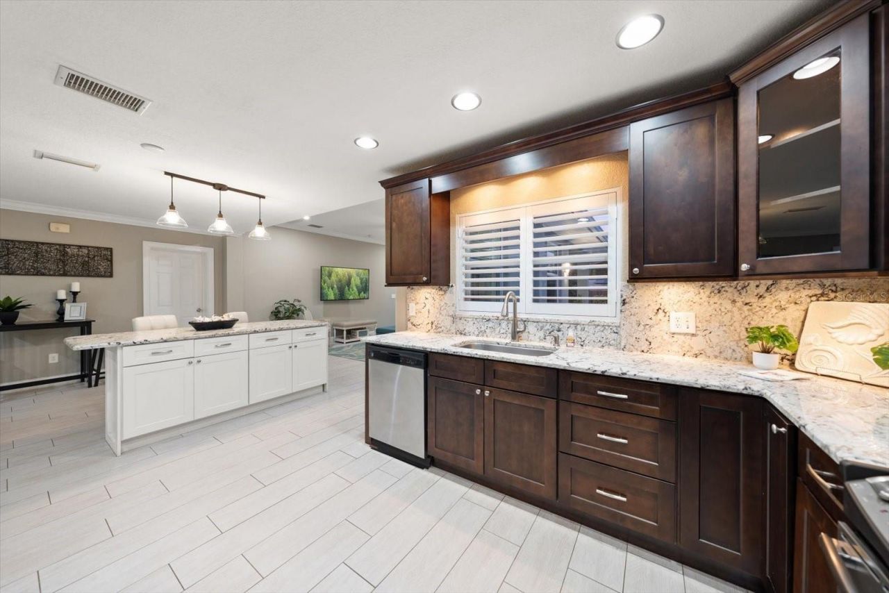 209 Live Oak Lane , Largo, FL 33770 Photo