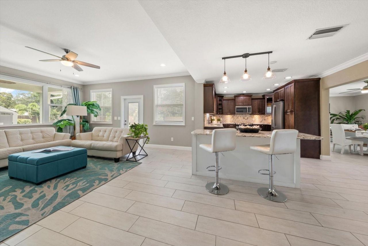 209 Live Oak Lane , Largo, FL 33770 Photo