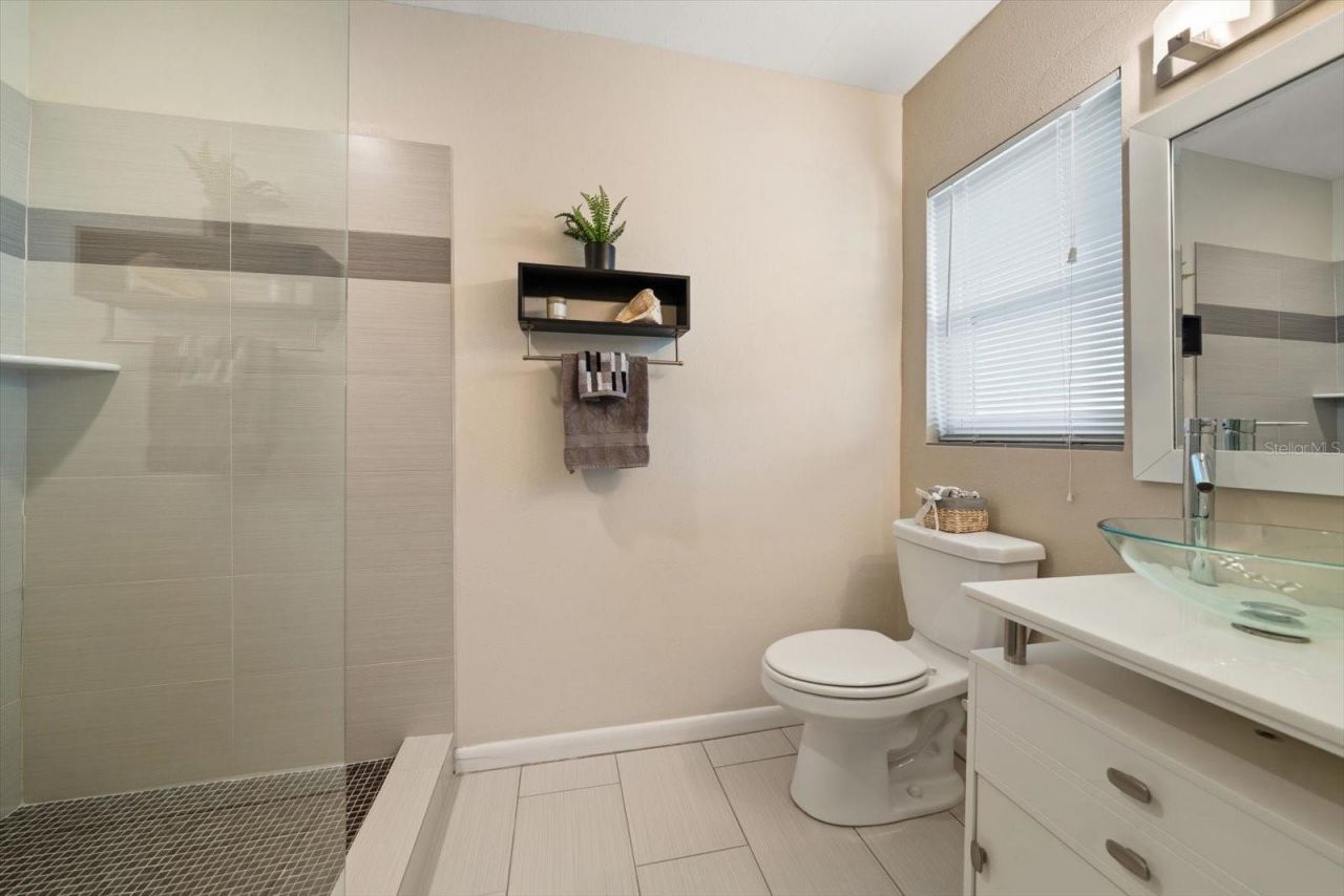 209 Live Oak Lane , Largo, FL 33770 Photo