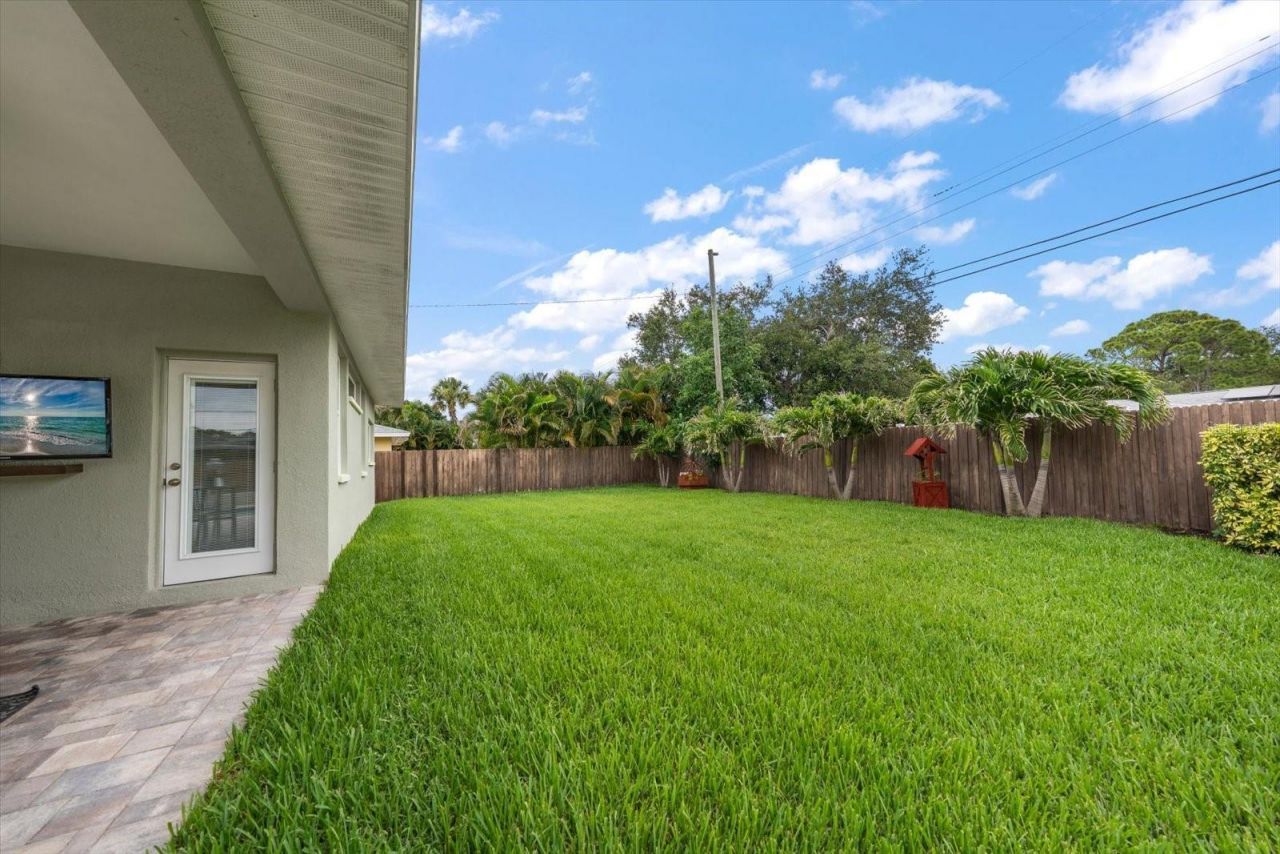 209 Live Oak Lane , Largo, FL 33770 Photo