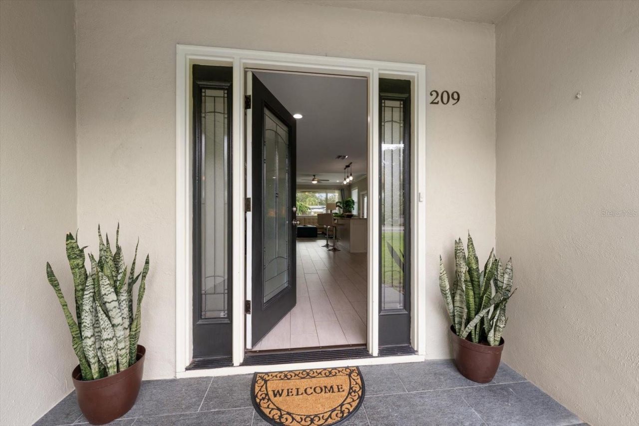 209 Live Oak Lane , Largo, FL 33770 Photo