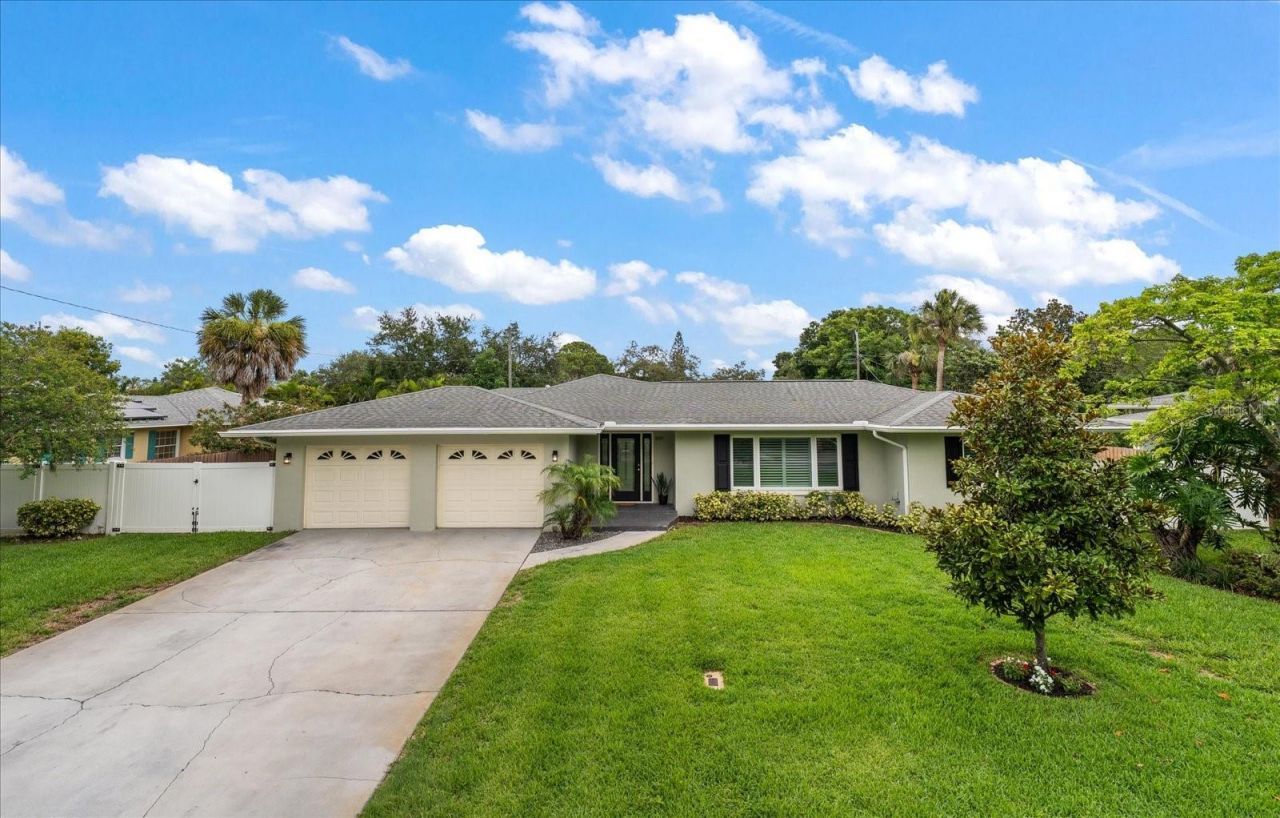 209 Live Oak Lane , Largo, FL 33770 Photo