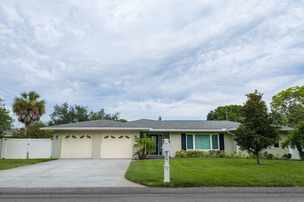209 Live Oak Lane , Largo, FL 33770 Photo