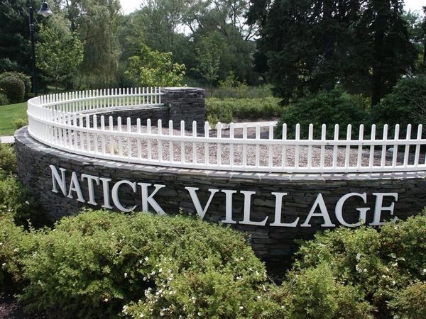 15 Village Rock Lane, Unit 1, Natick, MA 01760