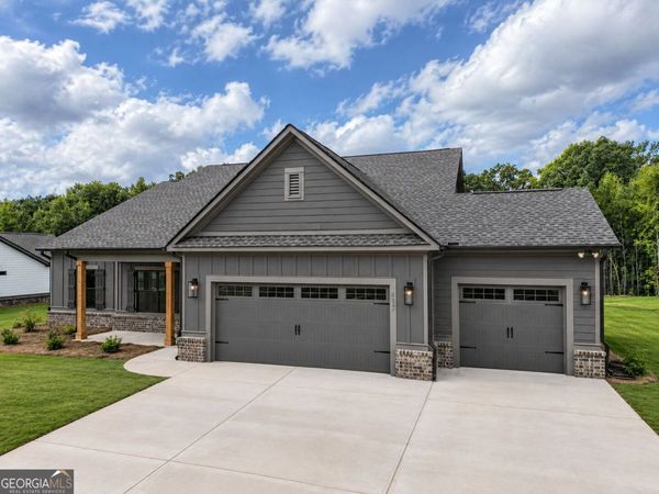 417 Weslyn Drive, Social Circle, GA 30025