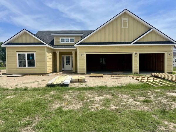 1529 Crooked Hook Rd., North Myrtle Beach, SC 29582
