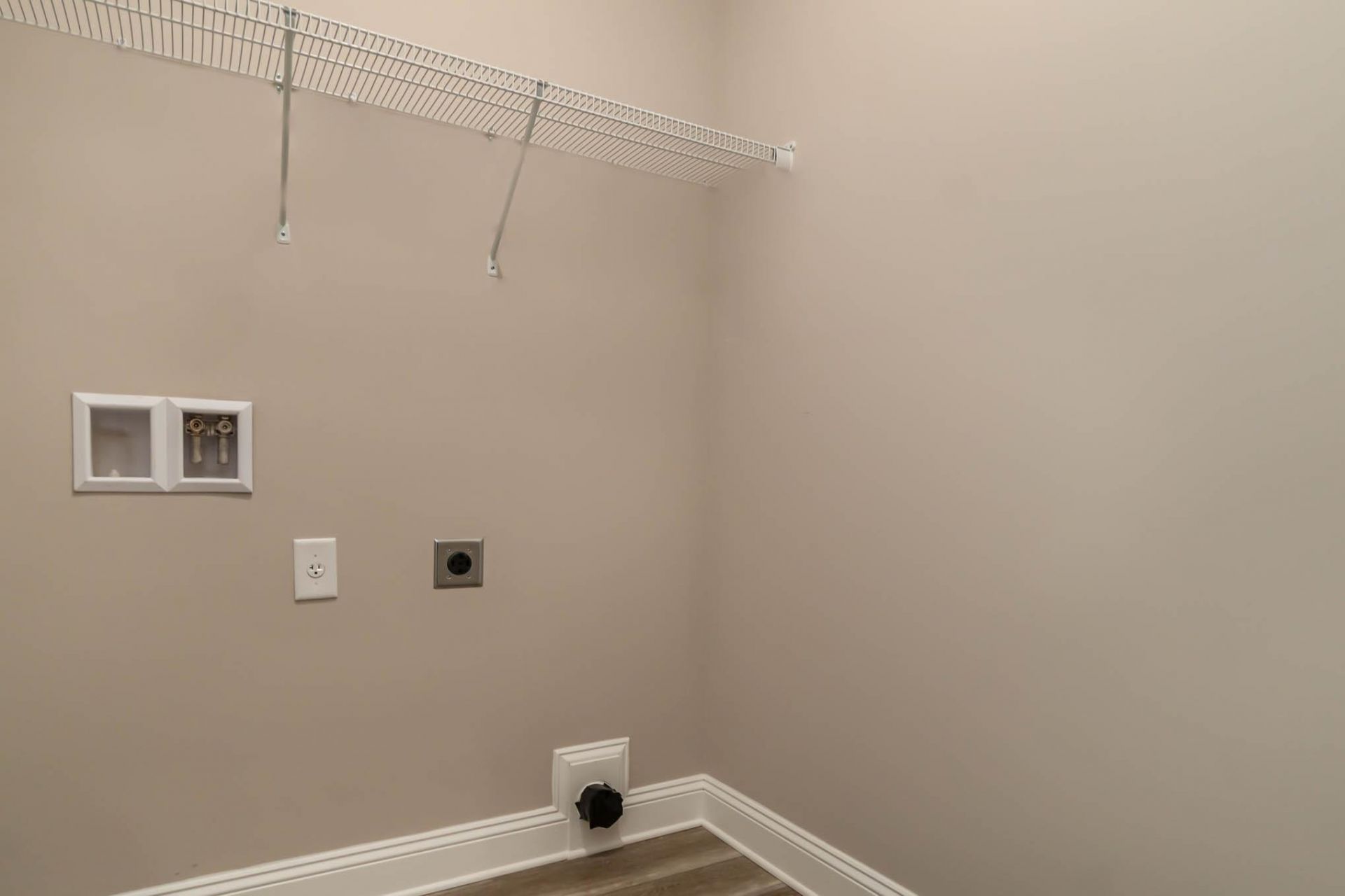 1529 Crooked Hook Rd.  Photo 30