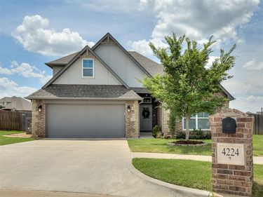 4224 NW 156th Court, Edmond, OK 73013
