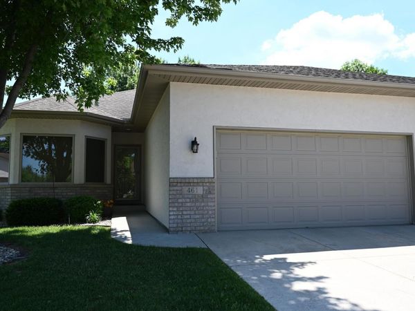 461 Roundhouse Street , Shakopee, MN 55379
