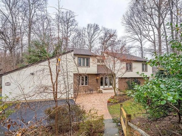 11696 FOX GLEN DRIVE, OAKTON, VA 22124