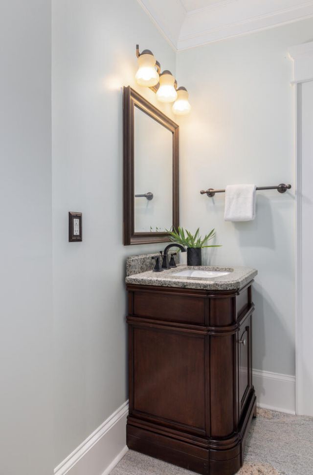 1391 Royston Road Photo 52