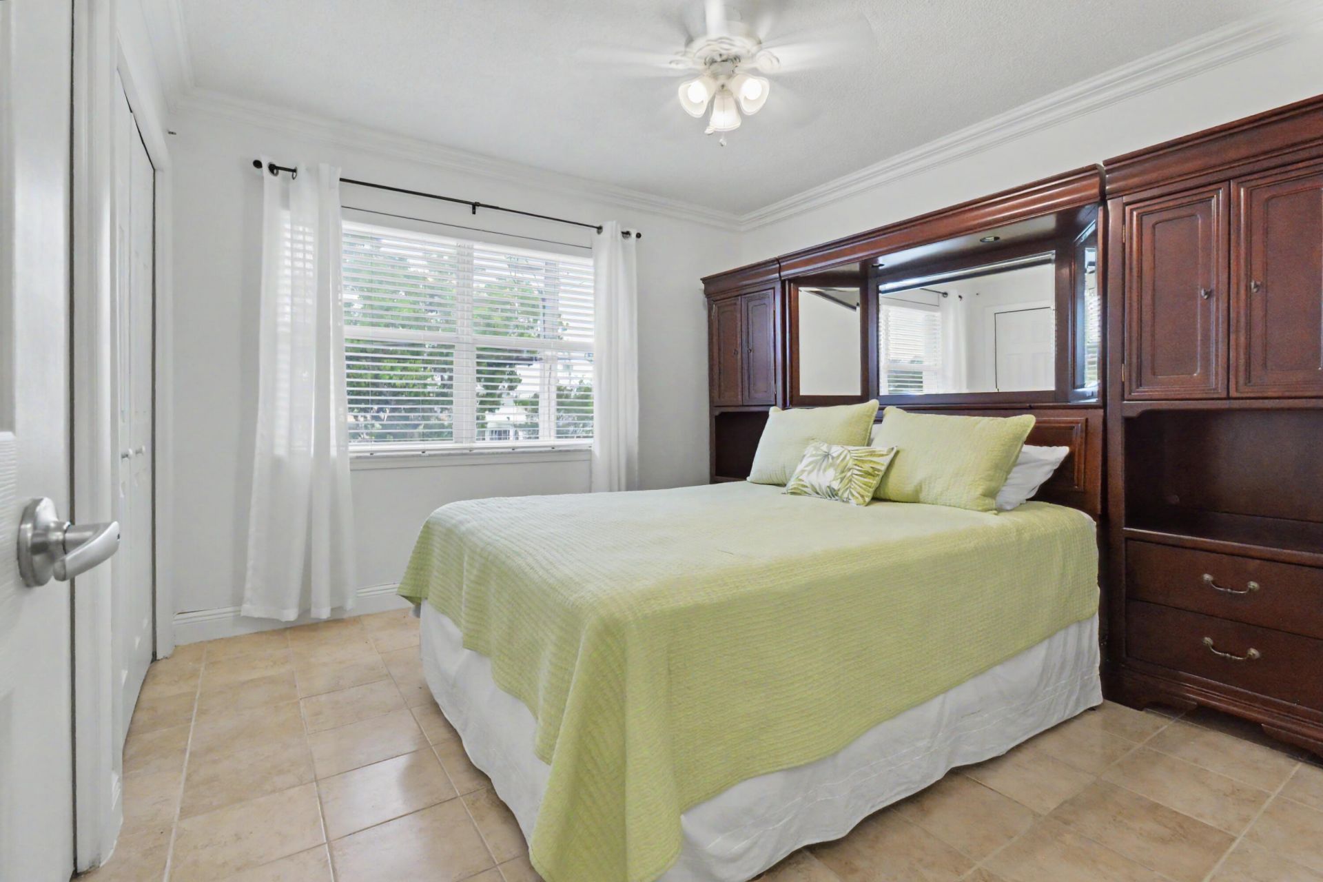 2701 NE 1st Street, Unit 201, Pompano Beach, FL 33062 Photo